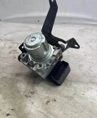 Honda S2000 ABS Pump K12A18843