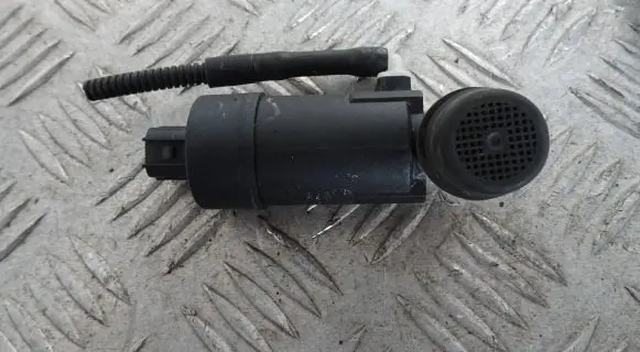 Ford Focus ST Windscreen/windshield washer pump BV61-17K624-AC