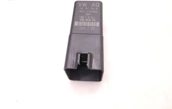 Man TGE 1gen Glow plug pre-heat relay 04L907281B