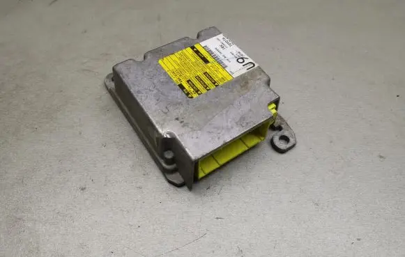 Toyota Corolla E120 E130 Airbag control unit/module 8917002490
