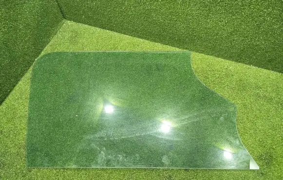Renault Master III Front door window/glass (coupe) 43R001583 DOT682AS2M3232