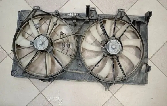 Toyota Camry Electric radiator cooling fan AA422750 163630H010 AX263505251