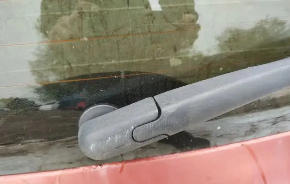 Peugeot 206 Rear window wiper motor 