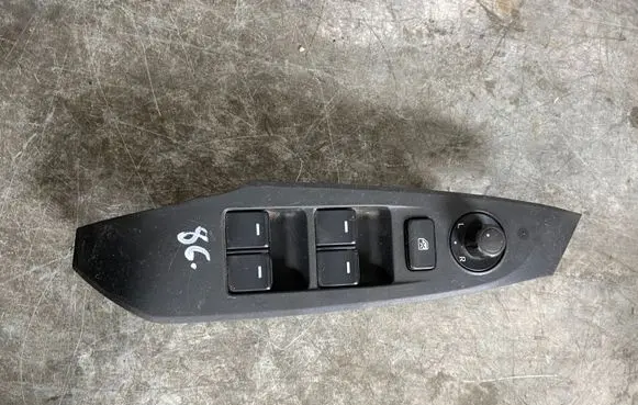 Mazda 6 Electric window control switch GJE8684H1