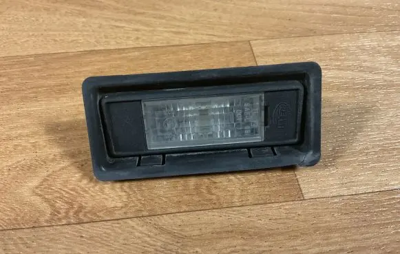 Peugeot 407 Number plate light 20100785