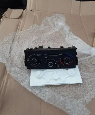 Peugeot 207 Climate control unit 6452Q4 69910011