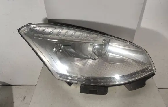Citroen C4 I Picasso Headlight/headlamp 9673099580