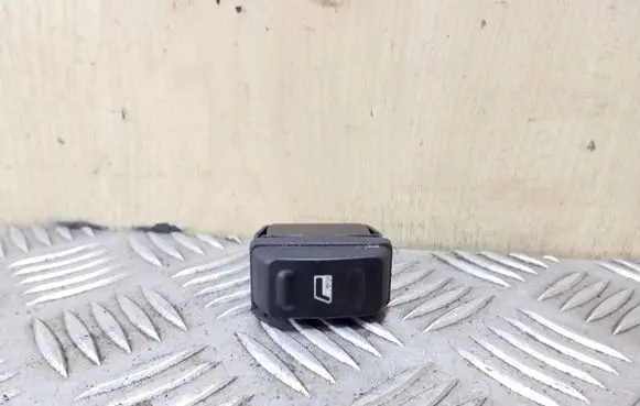 Citroen Xsara Picasso Electric window control switch