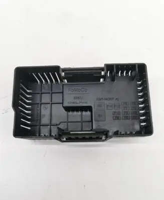 Volvo V70 Fuse box cover K067R