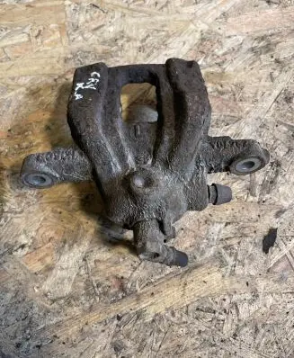 Honda CR-V Rear brake caliper Y04282