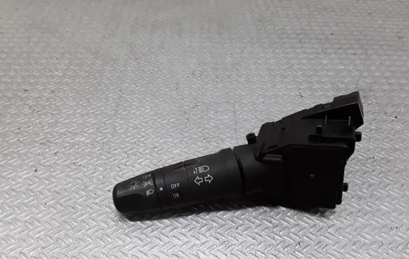 Nissan Almera N16 Indicator stalk 25540AV620