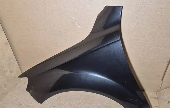 Audi Q7 4L Fender 4L0821105