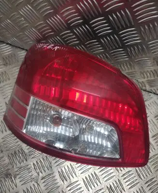 Toyota Yaris Rear/tail lights