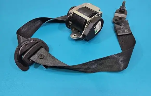 Land Rover Evoque I Front seatbelt 619799800 IMPRK1553583