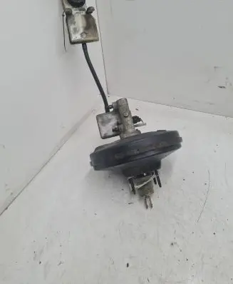 Ford C-MAX I Brake booster 3M512B195AH