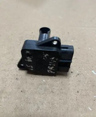 Toyota Prius (XW30) Mass air flow meter 2220422010