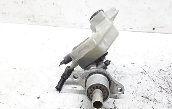 Mazda 3 I Master brake cylinder 03350886441