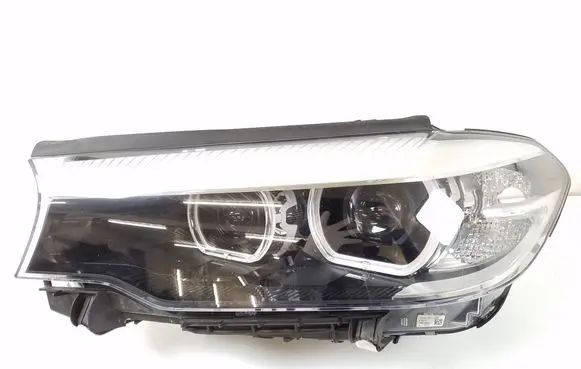 BMW 5 G30 G31 G38 Headlight/headlamp 8499111