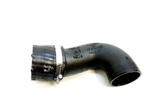 Volvo V70 Intercooler hose/pipe 30751920