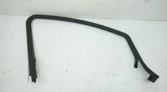 Opel Astra J Other front door trim element 13264851