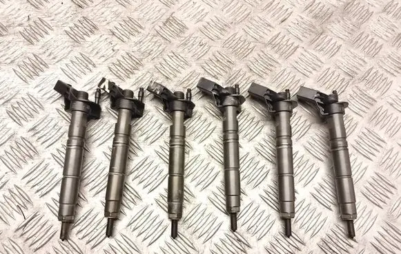 Mercedes-Benz C W204 Fuel injectors set A6420701387 080324 0445115064