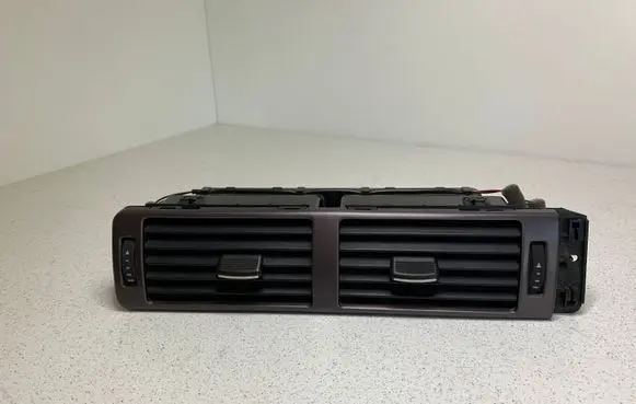 Audi A6 S6 C5 4B Dash center air vent grill 4B1820951