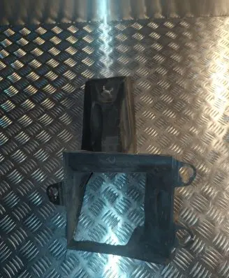 Audi A6 S6 C6 4F Intercooler air channel guide 4F0145334