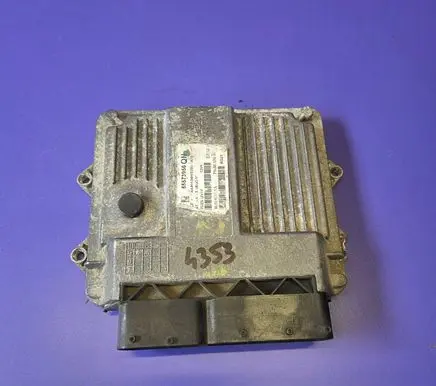 Opel Astra H Engine control unit/module 55573956QN 7UZS12V7K 7160017600