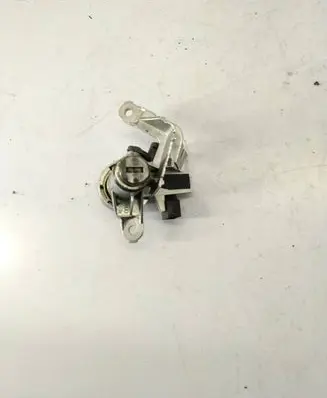Audi A8 S8 D3 4E Tailgate exterior lock 4E0827573