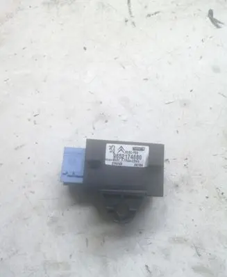 Peugeot 407 Other relay 9652174680 275749