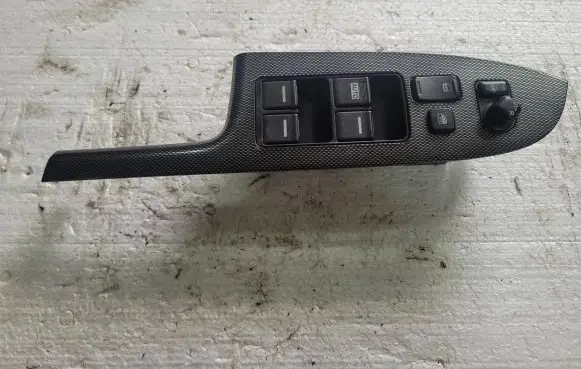 Honda Accord Electric window control switch C8HHA4GF91
