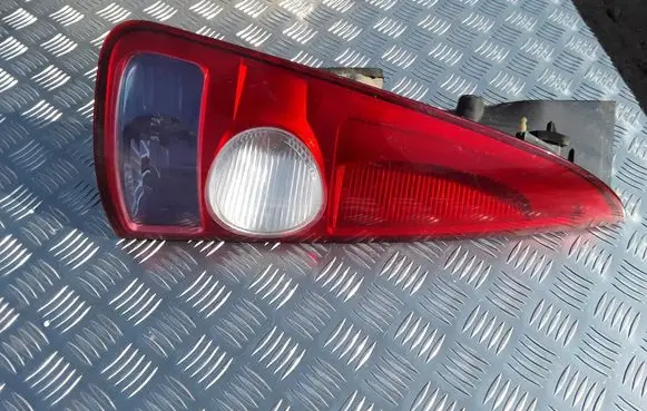 Renault Espace - Grand espace IV Rear/tail lights 8200027153