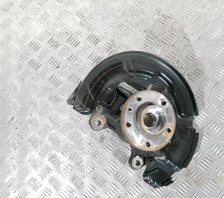 Volvo S60 Front wheel hub 6G912C447