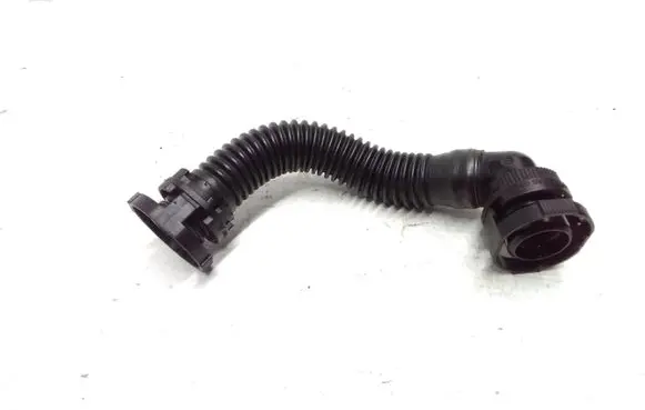 Volkswagen Tiguan Breather hose/pipe 