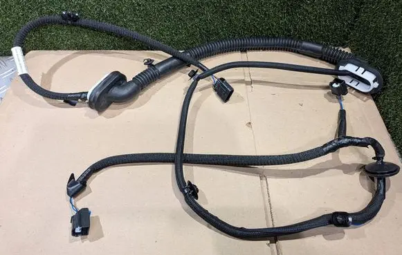 Renault Master IV Rear door wiring loom 240844358R P00811027