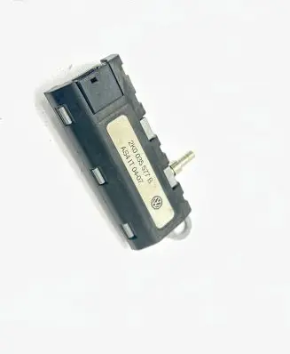 Volkswagen Caddy Aerial antenna amplifier 2K0035577B AS41T0407