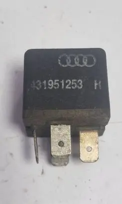 Audi A4 S4 B7 8E 8H Other relay 431951253