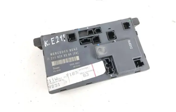 Mercedes-Benz E W211 Door control unit/module 2118208385