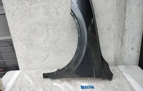 Volkswagen Tiguan Fender 5NA821105B