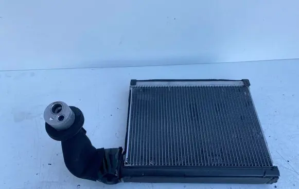 Lexus IS 220D-250-350 Air conditioning (A/C) radiator (interior) 