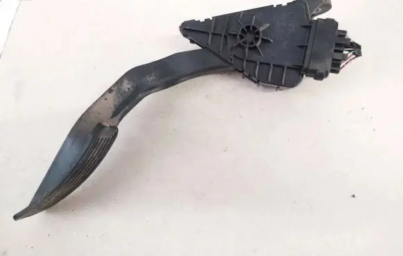 Mazda 6 Accelerator throttle pedal 1988003400 198800-3400