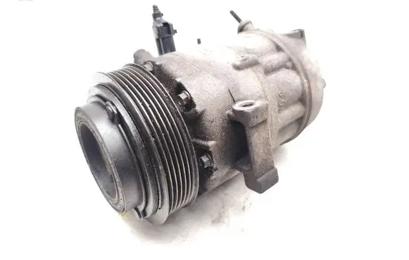Hyundai Santa Fe Air conditioning (A/C) compressor (pump) F500-MA9AA-05