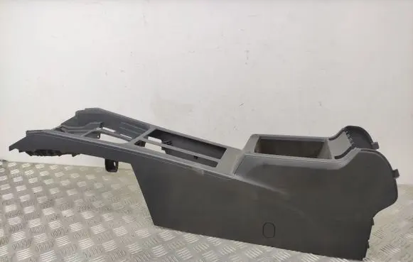 Volkswagen PASSAT B8 Center console 3G2863241A