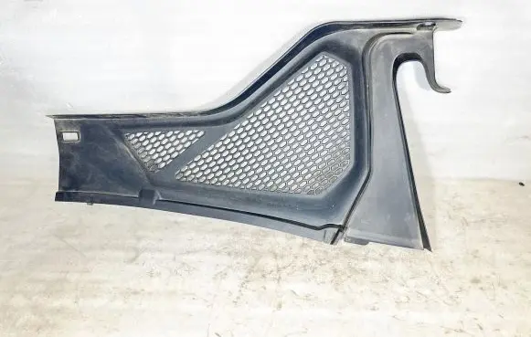 BMW X5 F15 Wiper trim 15671610 068575000 9245594