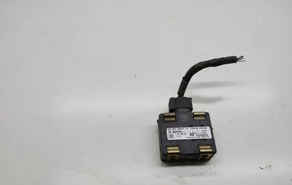 Nissan Qashqai Distronic sensor radar 284384EA5B 0203300384 03300384
