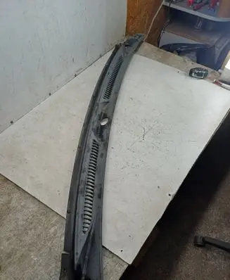 Suzuki Grand Vitara I Wiper trim 7731065D00 7731065D10