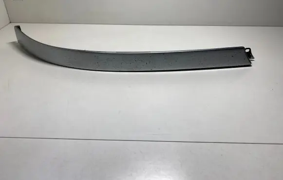 Under headlight/headlamp trim