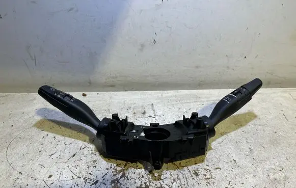 KIA Sportage Wiper turn signal indicator stalk/switch 93404D9962 4M96 2101190000225