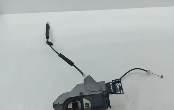Citroen C5 Front door lock PSA574390
