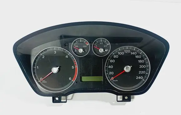 Ford Focus Speedometer (instrument cluster) 4M5T10840 19360793 01360793